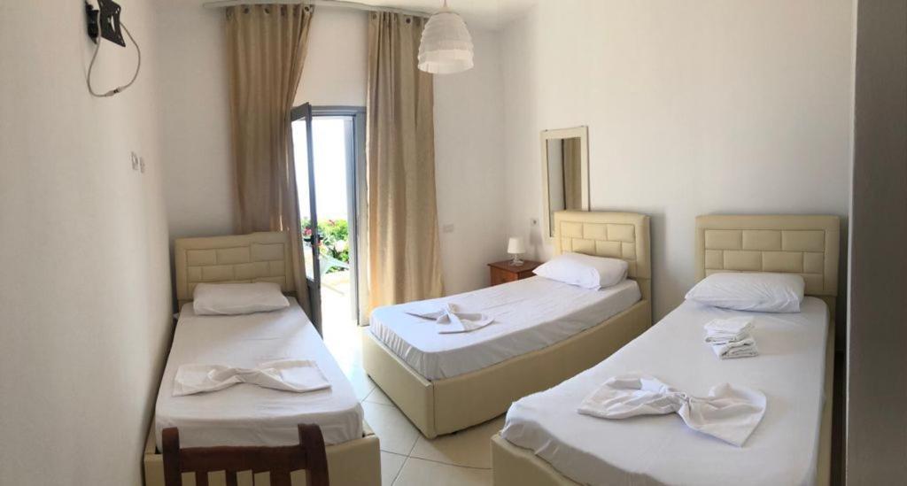 Bluflest Bed and Breakfast Dhërmi Εξωτερικό φωτογραφία