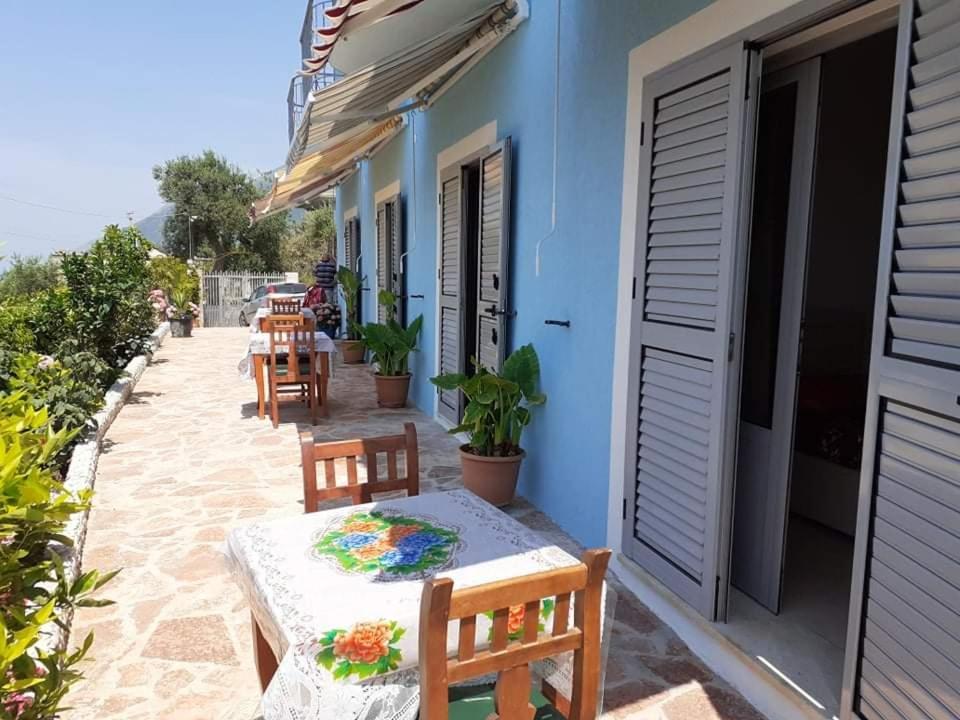 Bluflest Bed and Breakfast Dhërmi Δωμάτιο φωτογραφία