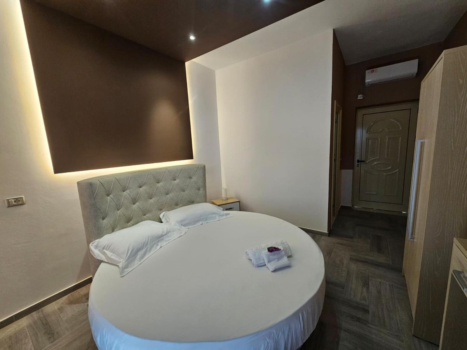 Bluflest Bed and Breakfast Dhërmi Εξωτερικό φωτογραφία