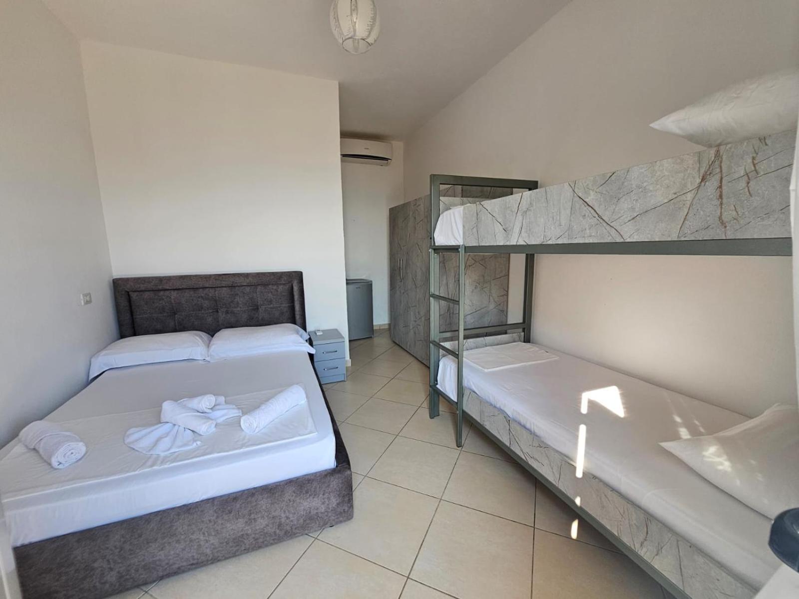 Bluflest Bed and Breakfast Dhërmi Εξωτερικό φωτογραφία